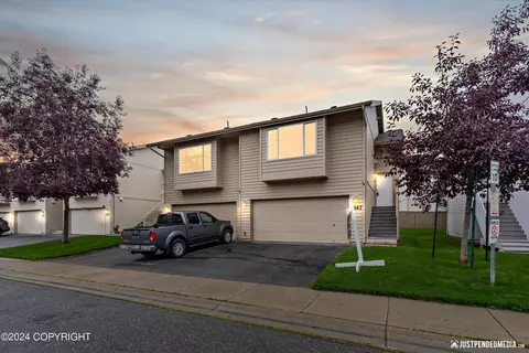 7147 Fairweather Park Loop # 55A, Anchorage, AK 99518