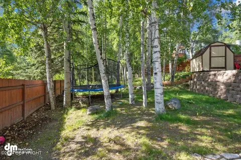 10420 Nabesna Cir, Eagle River, AK 99577 photo 4