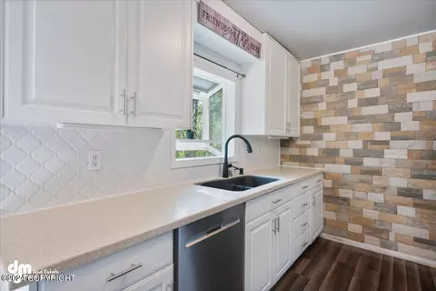 10420 Nabesna Cir, Eagle River, AK 99577 photo 13