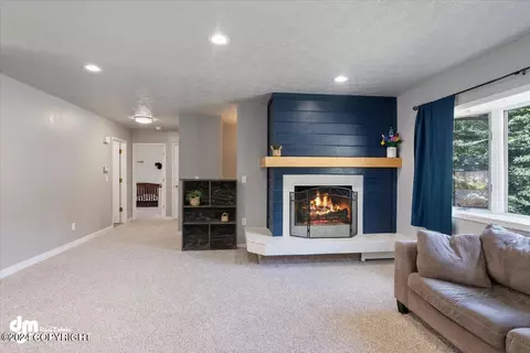 10420 Nabesna Cir, Eagle River, AK 99577 photo 8