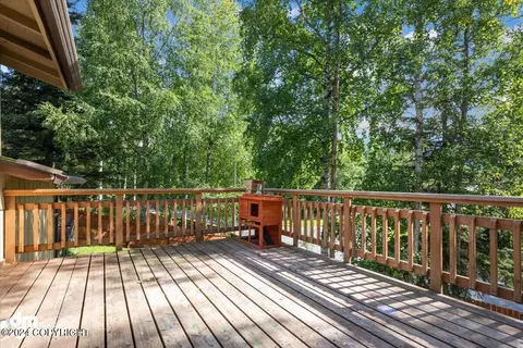10420 Nabesna Cir, Eagle River, AK 99577 photo 18