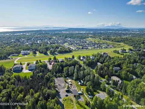 3585 E Klatt Rd, Anchorage, AK 99516 photo 29