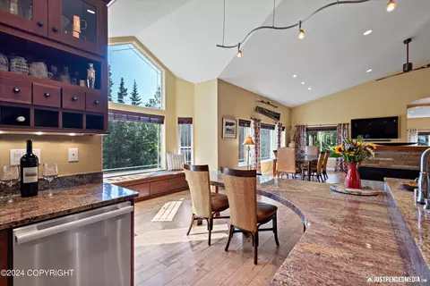 3585 E Klatt Rd, Anchorage, AK 99516 photo 10