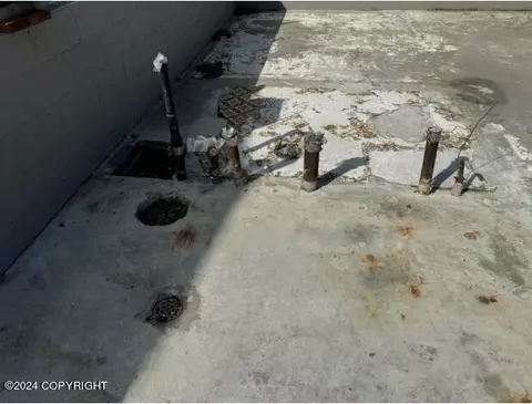 4604 E 3rd Ave, Anchorage, AK 99508 photo 5