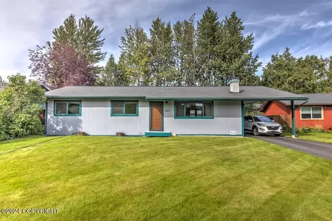 2451 Lyvona Ln, Anchorage, AK 99502