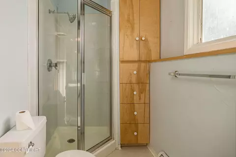1021 E 26th Ave, Anchorage, AK 99508 photo 22
