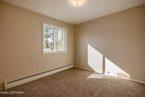 1021 E 26th Ave, Anchorage, AK 99508 photo 14