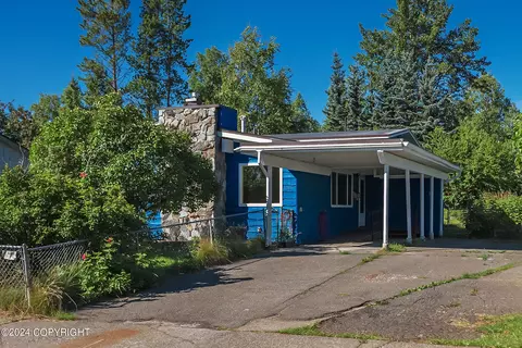 1021 E 26th Ave, Anchorage, AK 99508 photo 2