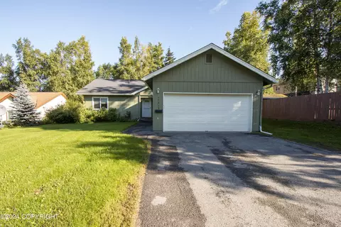 17415 Monte Rd, Eagle River, AK 99577