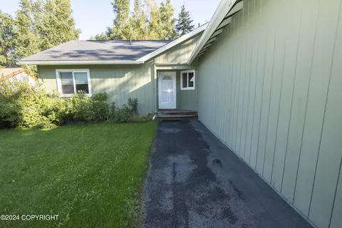 17415 Monte Rd, Eagle River, AK 99577 photo 5