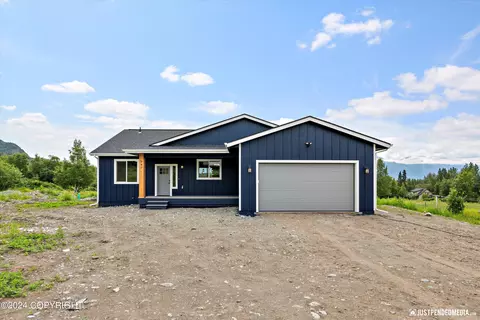 997 N Marley Dr, Palmer, AK 99645