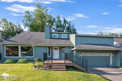 810 Harbor Cir, Anchorage, AK 99515