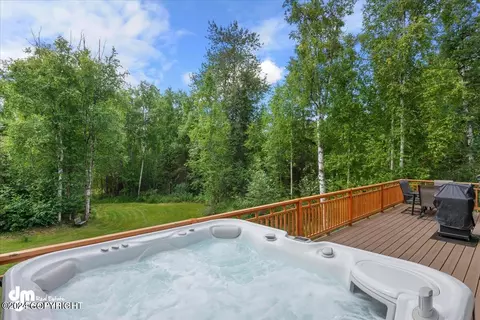 Exterior - 18791 S Birchwood Loop Rd, Chugiak, AK 99567 photo 9 of 30