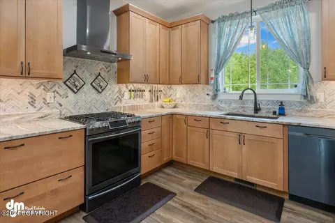 Kitchen - 18791 S Birchwood Loop Rd, Chugiak, AK 99567 photo 3 of 6