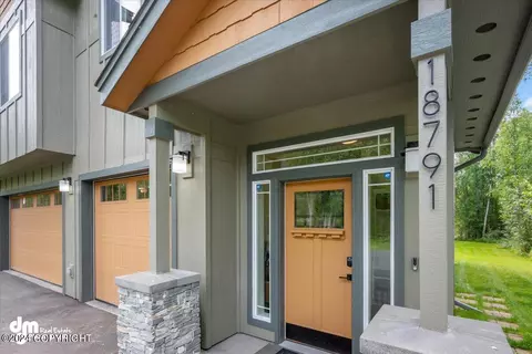 Exterior - 18791 S Birchwood Loop Rd, Chugiak, AK 99567 photo 4 of 30