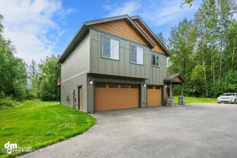 Exterior - 18791 S Birchwood Loop Rd, Chugiak, AK 99567 photo 3 of 30