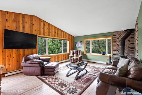 Living - 25642 Berryhill Rd, Eagle River, AK 99577 photo 1 of 4