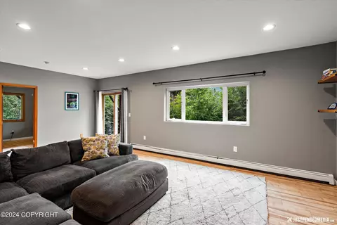 Living - 25642 Berryhill Rd, Eagle River, AK 99577 photo 4 of 4