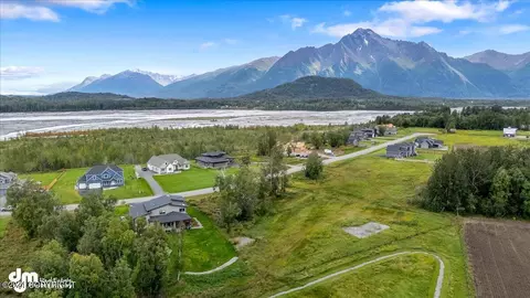 1524 N River Rock Cir, Palmer, AK 99645
