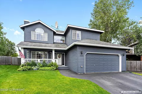 12132 Rolling Meadow Cir, Anchorage, AK 99516