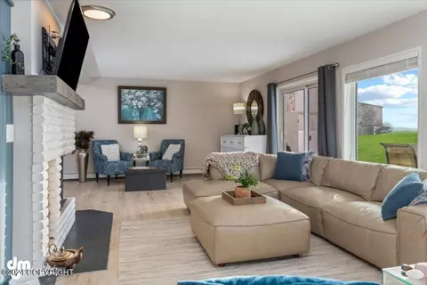 5400 W Dimond Blvd # F-23, Anchorage, AK 99502