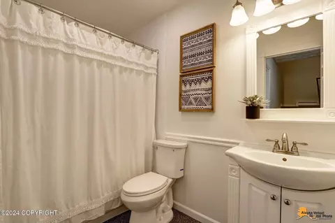 1108 Fred Cir, Anchorage, AK 99515 photo 12