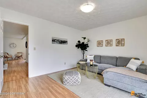 1108 Fred Cir, Anchorage, AK 99515 photo 11