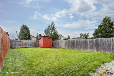 1108 Fred Cir, Anchorage, AK 99515 photo 21