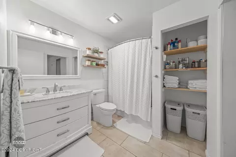 Bath - 3736 Sycamore Loop, Anchorage, AK 99504 photo 1 of 2
