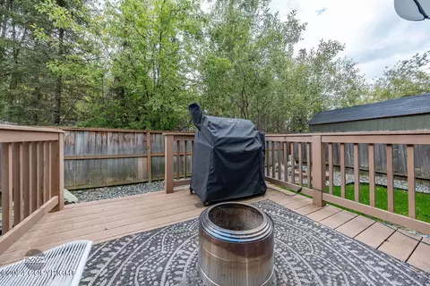 Exterior - 3736 Sycamore Loop, Anchorage, AK 99504 photo 4 of 7