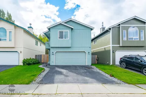 3736 Sycamore Loop, Anchorage, AK 99504