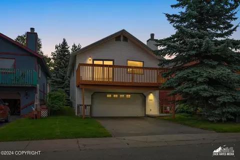 181 Sorcerer Ct, Anchorage, AK 99518