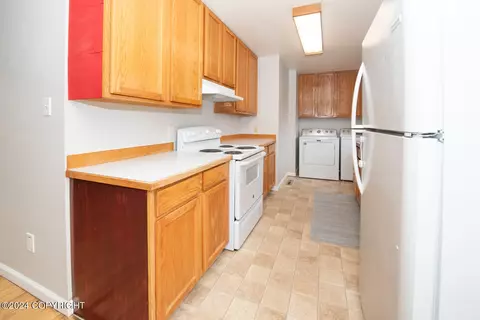 821 Cedar St, Anchorage, AK 99501 photo 12