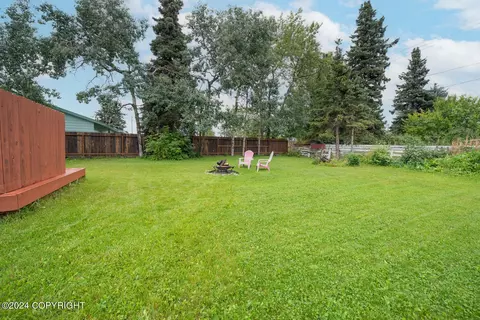 821 Cedar St, Anchorage, AK 99501 photo 31