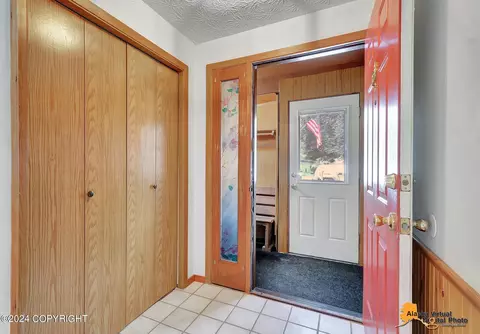 Entry Way - 12005 Copper Mountain Dr, Eagle River, AK 99577 photo 2 of 3