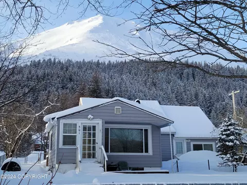 501 Third Ave, Seward, AK 99664