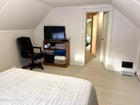 Bedroom - 501 Third Ave, Seward, AK 99664 photo 6 of 7