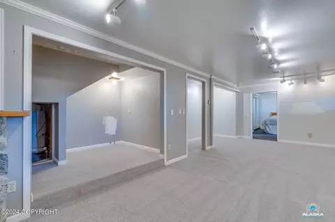 19306 High Bluff Dr, Eagle River, AK 99577 photo 17