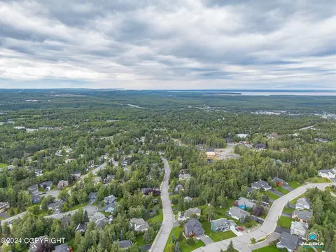19306 High Bluff Dr, Eagle River, AK 99577 photo 38