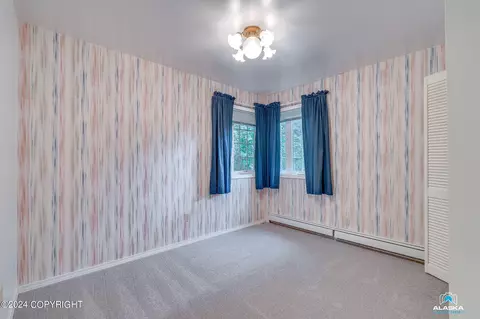 19306 High Bluff Dr, Eagle River, AK 99577 photo 12