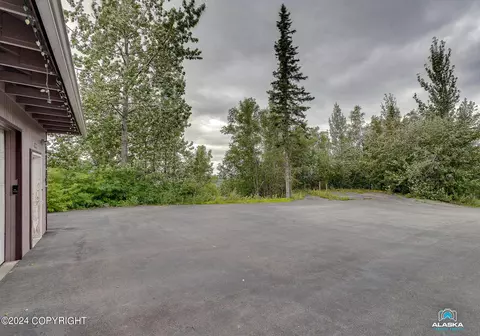 19306 High Bluff Dr, Eagle River, AK 99577 photo 45