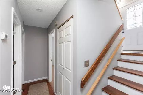 Entry Way - 7708 E 20th Ave, Anchorage, AK 99504 photo 3 of 3