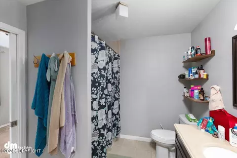 Bath - 7708 E 20th Ave, Anchorage, AK 99504 photo 2 of 4