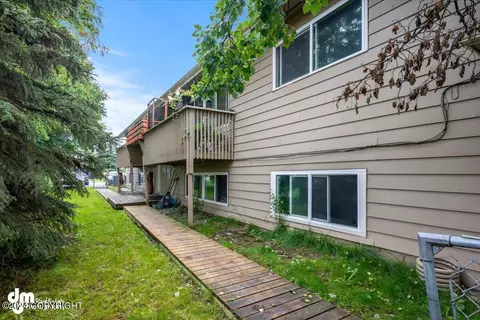 3404 Greenland Dr, Anchorage, AK 99517