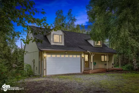 Exterior - 18843 Mountain Rd, Chugiak, AK 99567 photo 2 of 16
