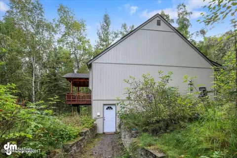 Exterior - 18843 Mountain Rd, Chugiak, AK 99567 photo 11 of 16