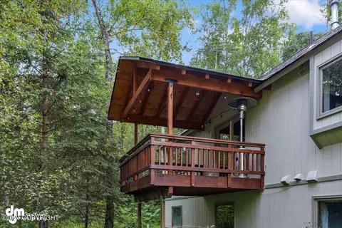 Exterior - 18843 Mountain Rd, Chugiak, AK 99567 photo 13 of 16