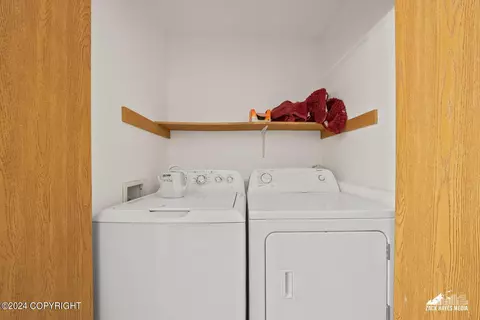 8124 E 6th Ave, Anchorage, AK 99504 photo 31