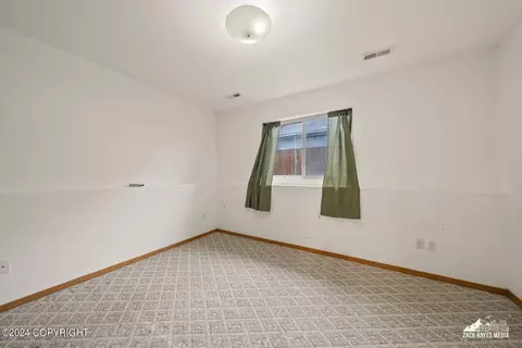 8124 E 6th Ave, Anchorage, AK 99504 photo 28