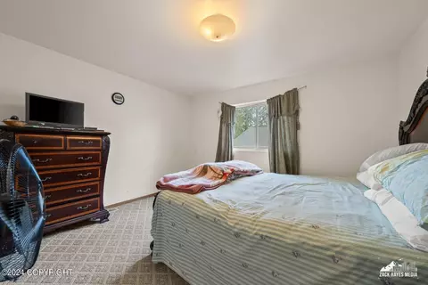 8124 E 6th Ave, Anchorage, AK 99504 photo 22